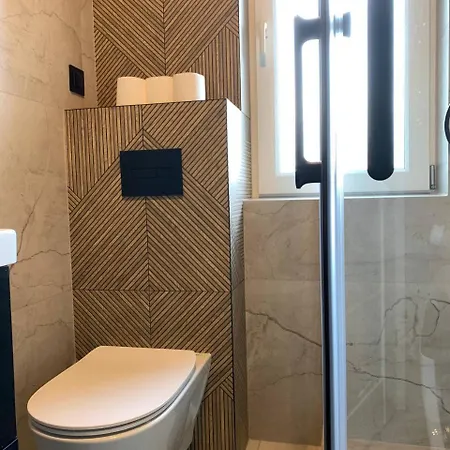 Komfortowy W Spokojnej Dzielnicy Apartman