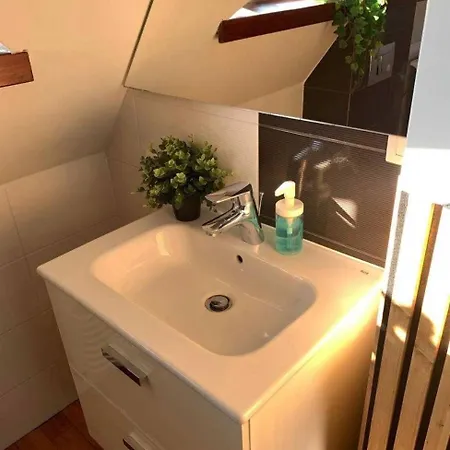 Komfortowy W Spokojnej Dzielnicy Appartement *