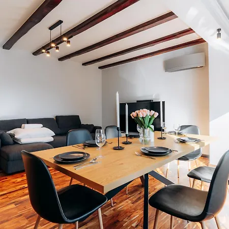 Apartmán Komfortowy W Spokojnej Dzielnicy *