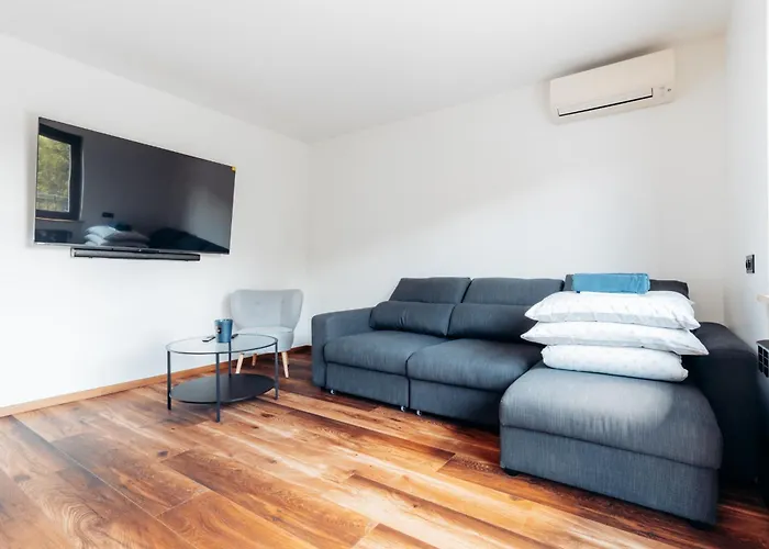 Komfortowy W Spokojnej Dzielnicy Breslavia